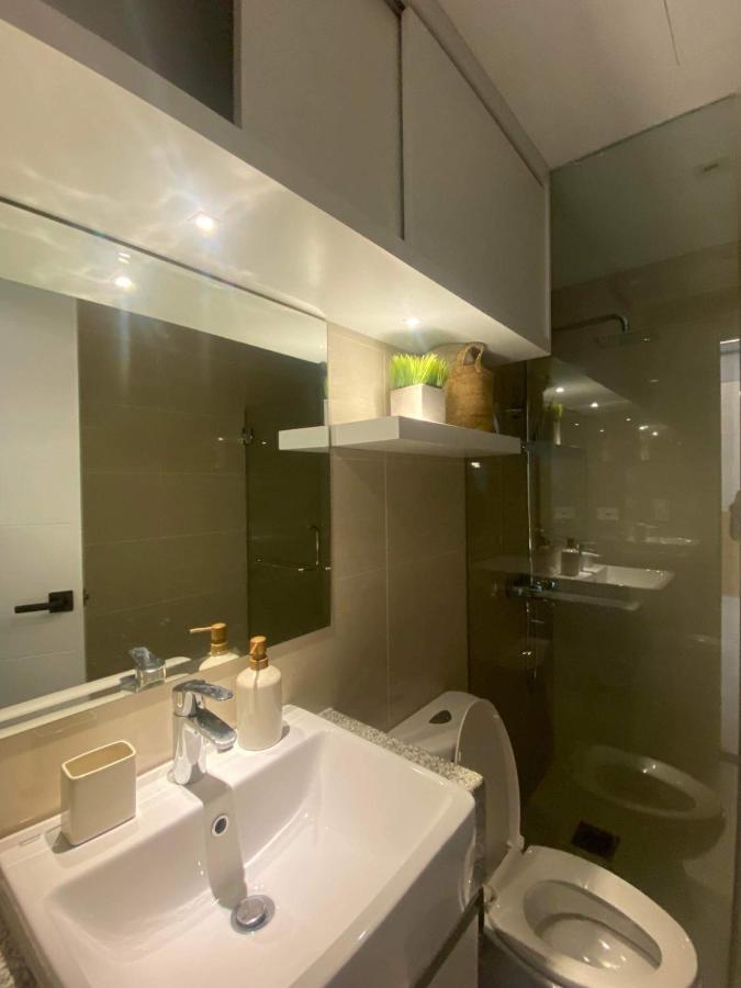 The Florence At Mckinley Hill Taguig Exterior foto